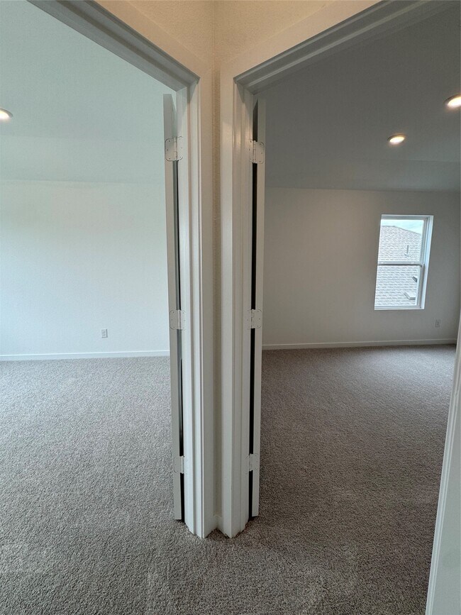 Building Photo - 6423 Green Pedal Ln