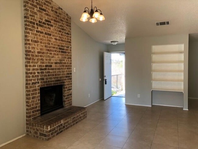 Building Photo - 4305 Acropolis Ct