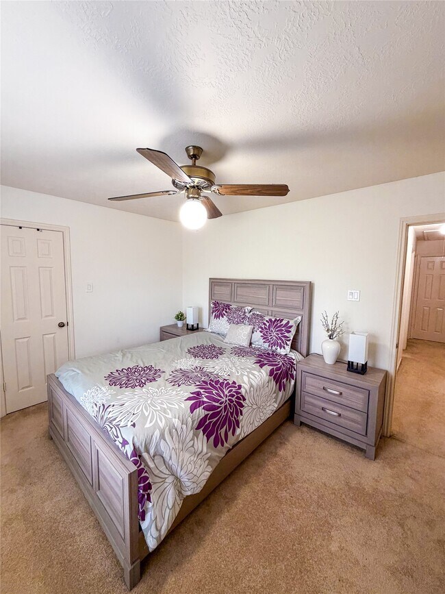 Building Photo - 13422 Blackbird Dr