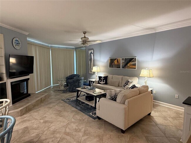 Building Photo - 910 Pinellas Bayway S