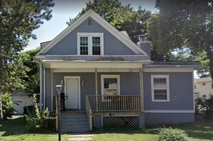 Building Photo - 605 W Hovey Ave