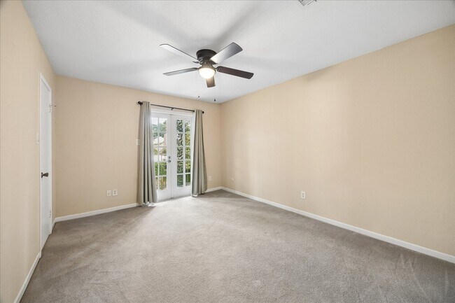Building Photo - 1617 W Sam Houston Pkwy S