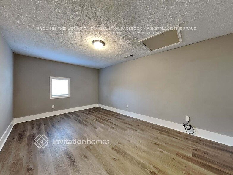 Building Photo - 155 Melton Way