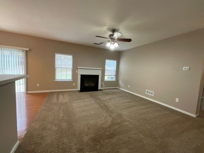 Building Photo - 504 Quinn Dr