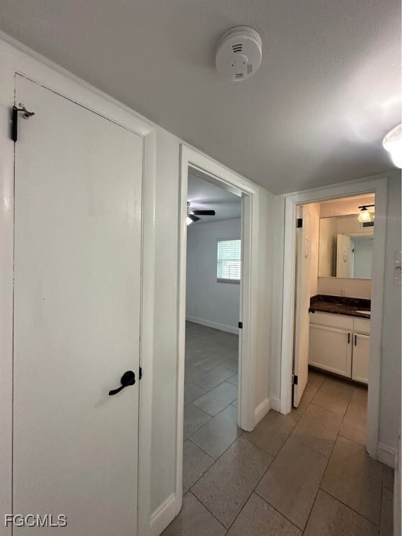 Building Photo - 305 Bougainvillea Rd W