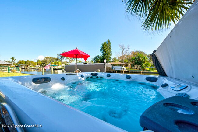 Building Photo - 30 Westview Ln