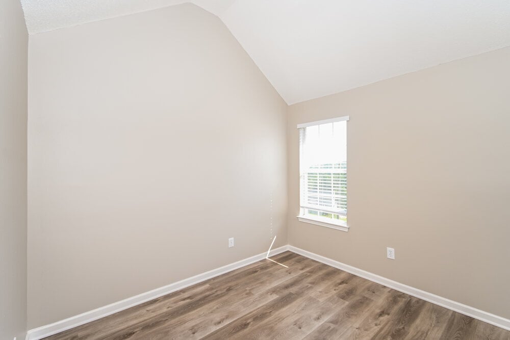 Building Photo - 3627 Lower Creek Dr