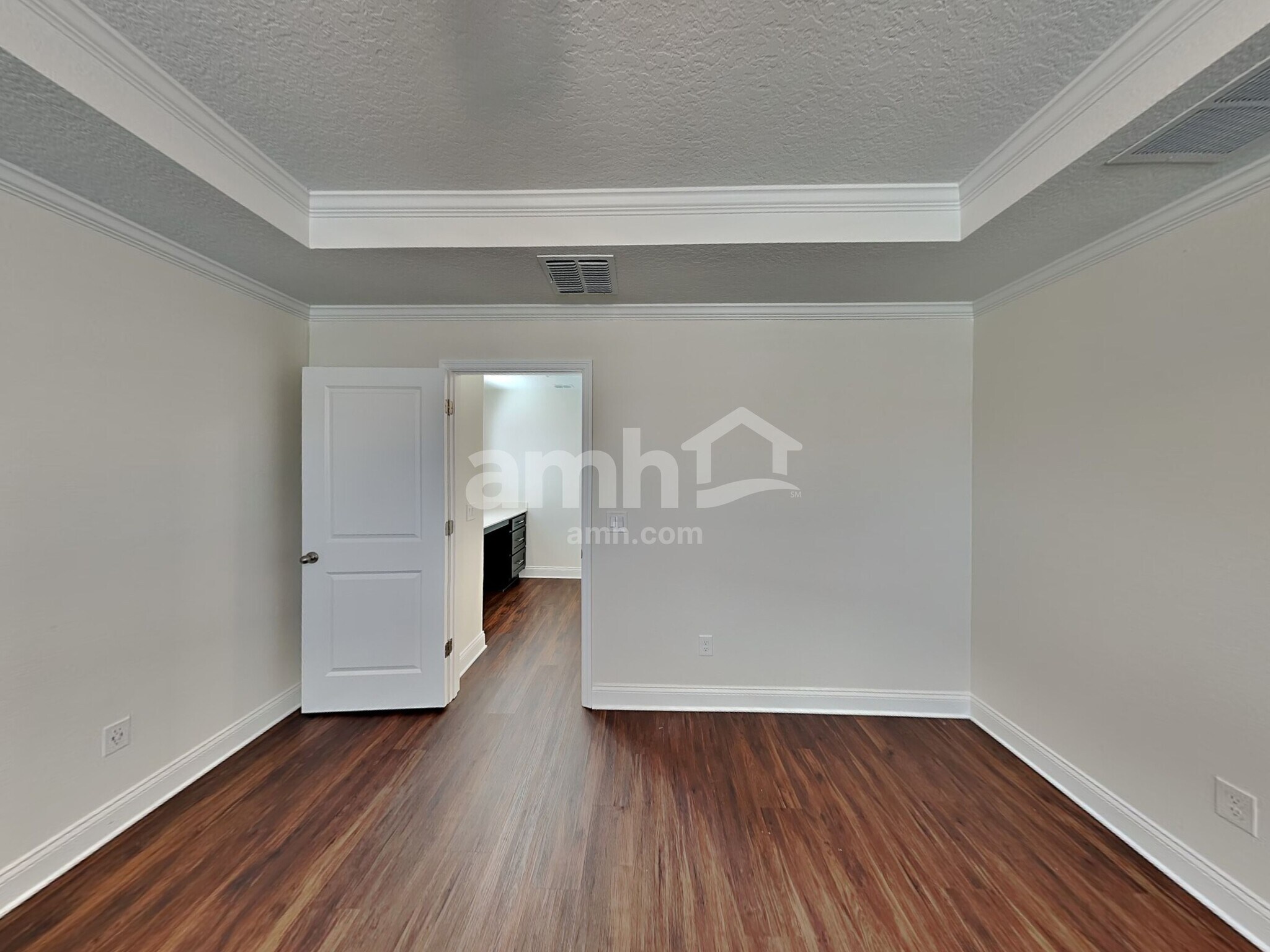 Building Photo - 6162 Little Blf Cir