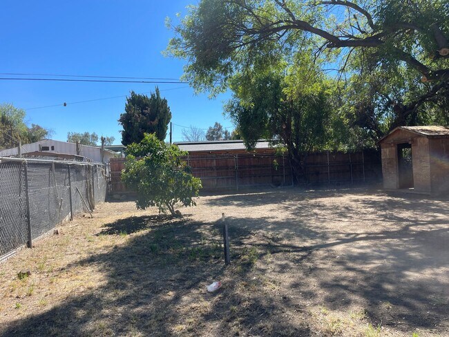 Building Photo - Nice Home For Rent