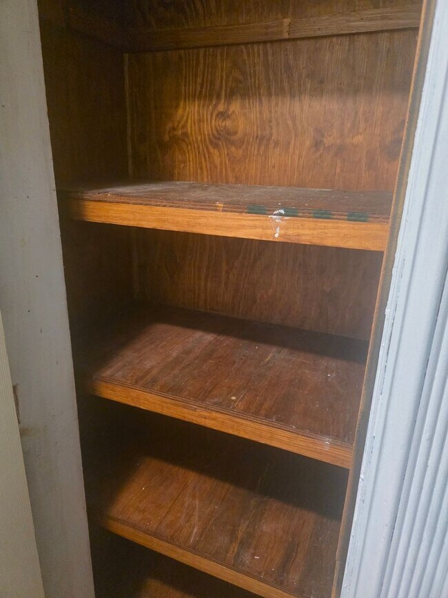 Building Photo - Charming 4BR House in Atlanta