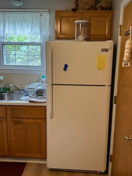 Primary Photo - 72 N Mill St