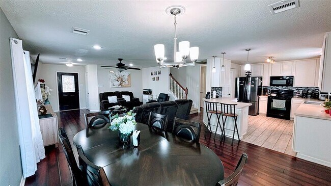 Building Photo - 2911 Ribbon Creek Way