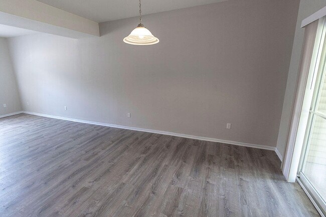 Building Photo - 1643 Citadel Dr