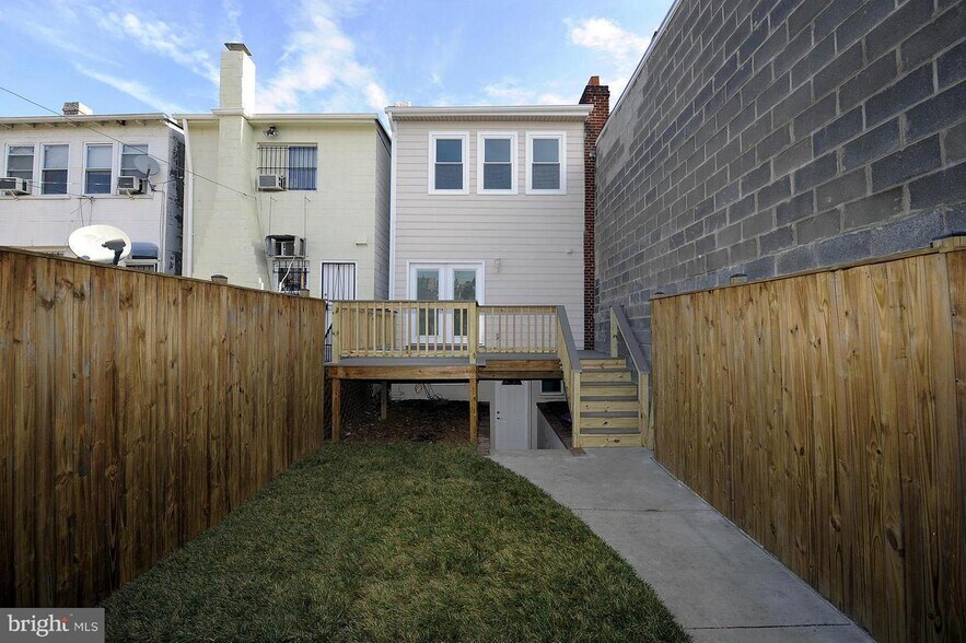 Building Photo - 3112 Sherman Ave NW