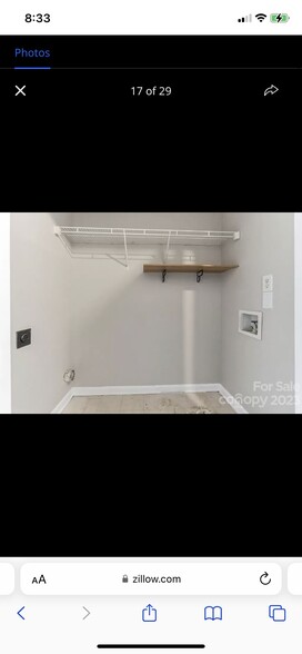 Building Photo - 7811 Lennoxshire Ln