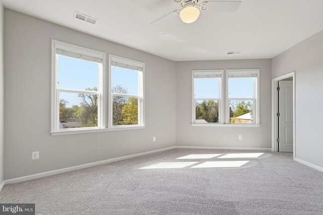 Building Photo - 8923 Quarry Rd