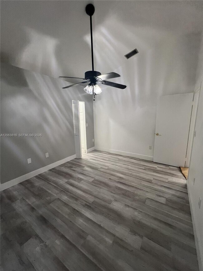 Building Photo - 289 SW 159th Ln