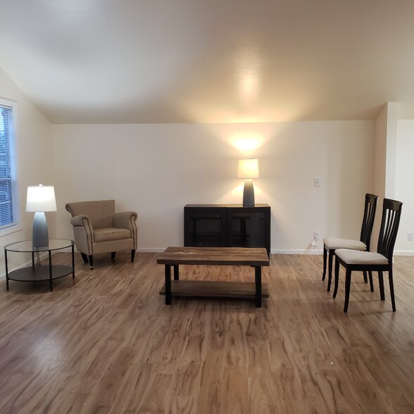 Building Photo - 5406 Mill Pond Dr SE