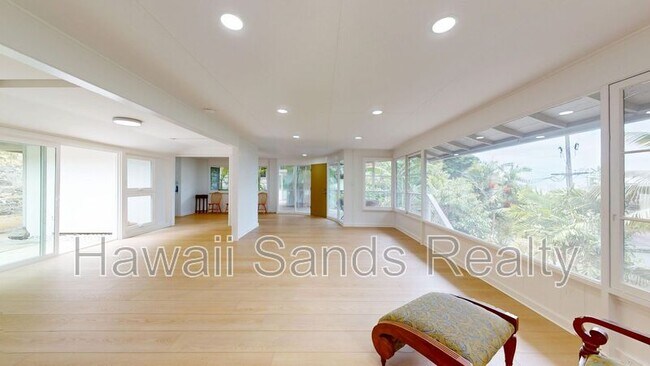 Building Photo - 3271 Paty Dr