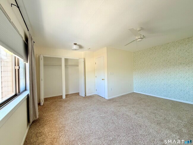 Building Photo - 163 Monticello Dr