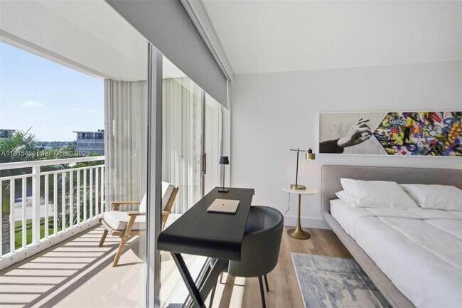 Building Photo - 3546 S Ocean Blvd