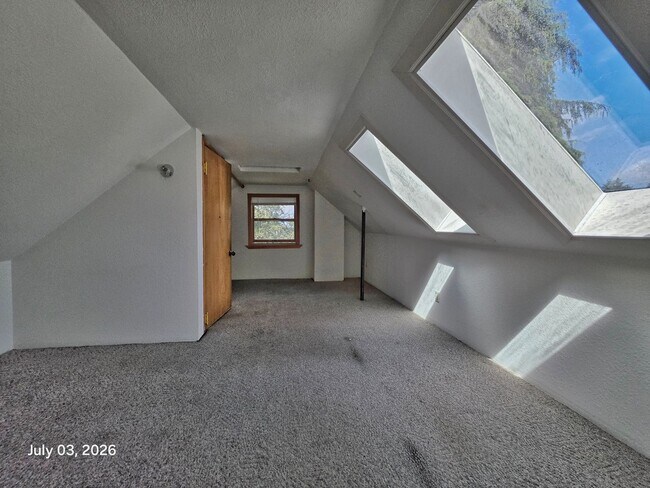 Building Photo - 5117 2nd Ave NW