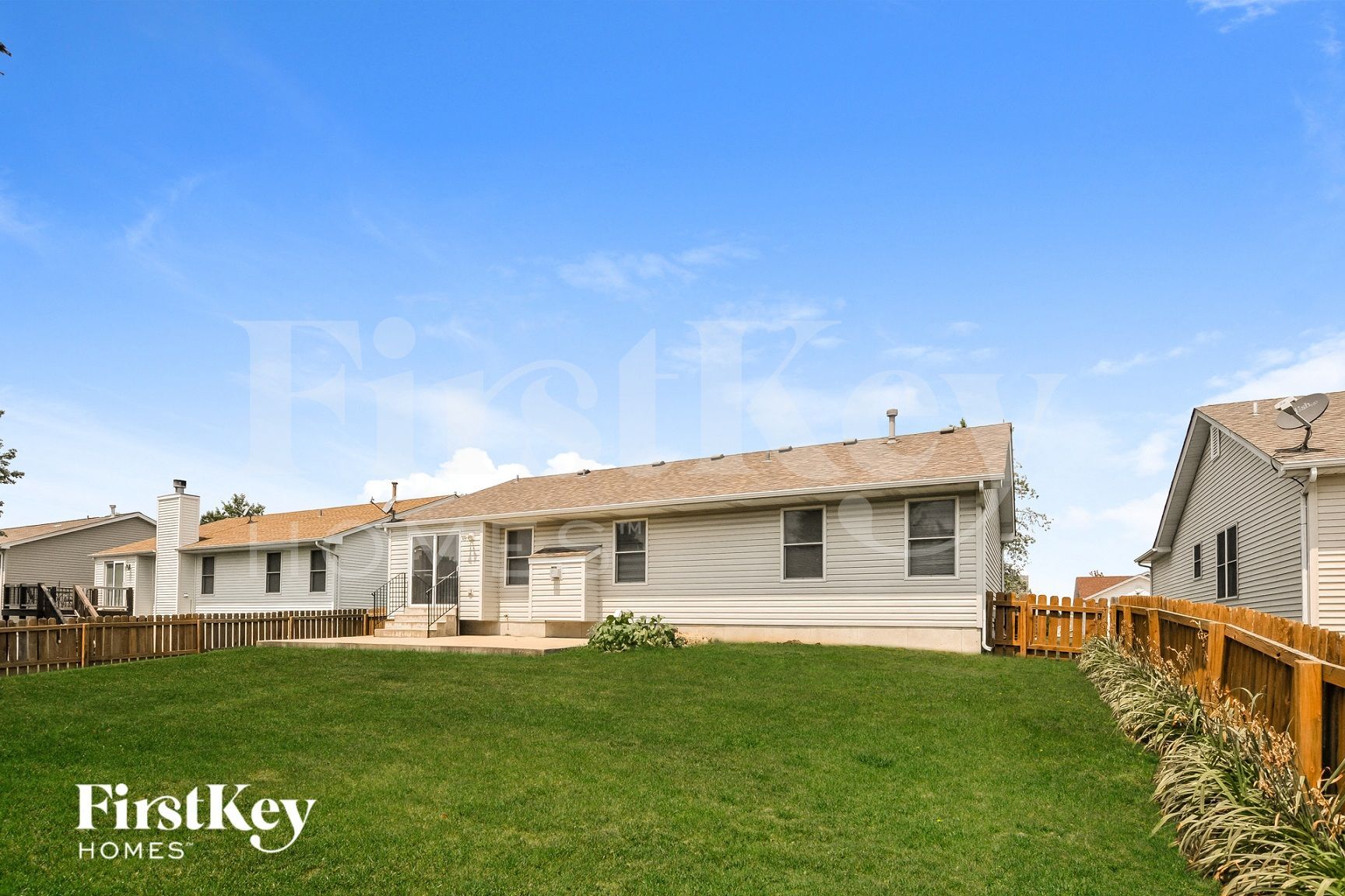 Building Photo - 1405 Sportsmans Ct