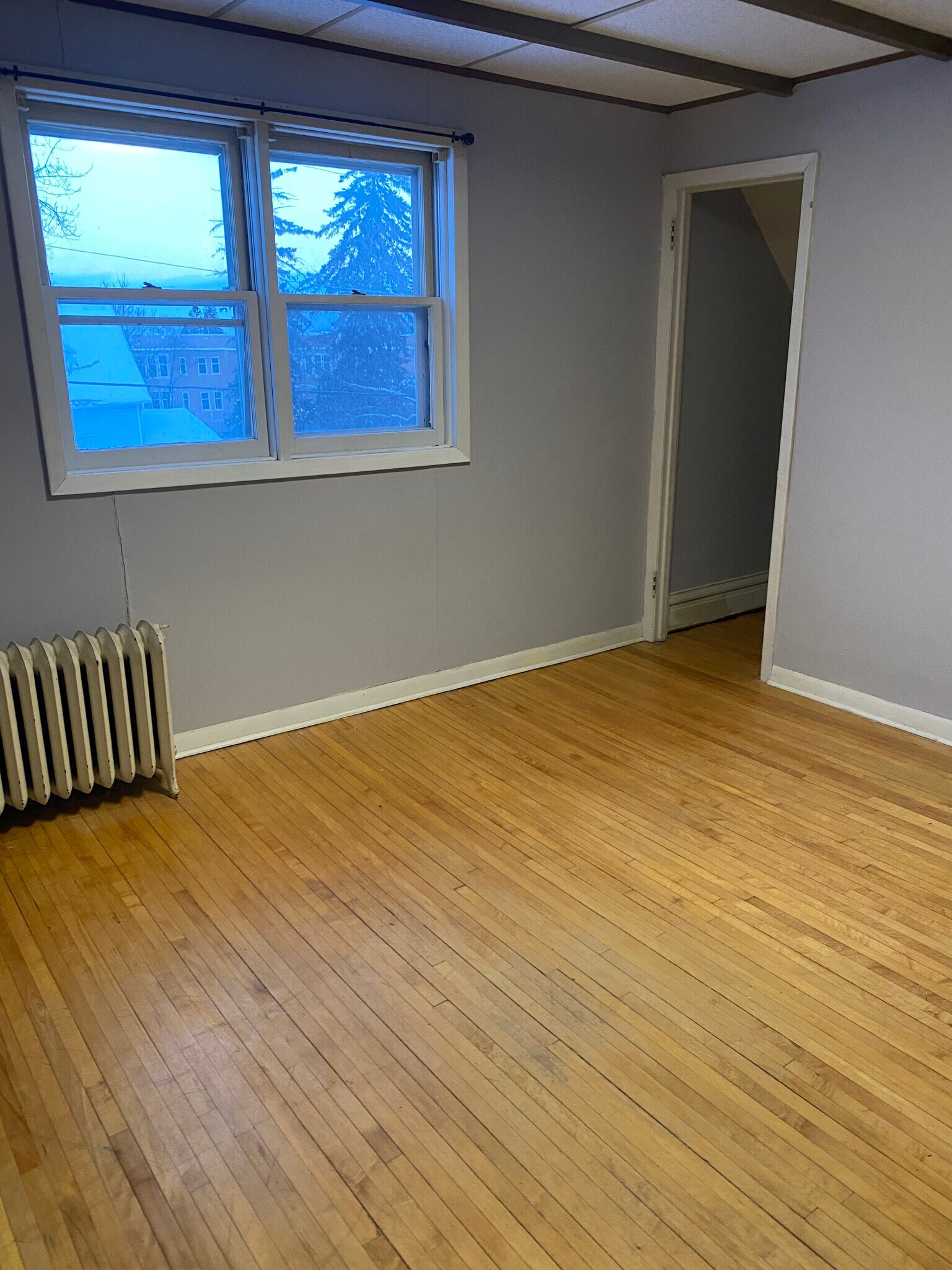 Building Photo - 1107 N 7th Ave E