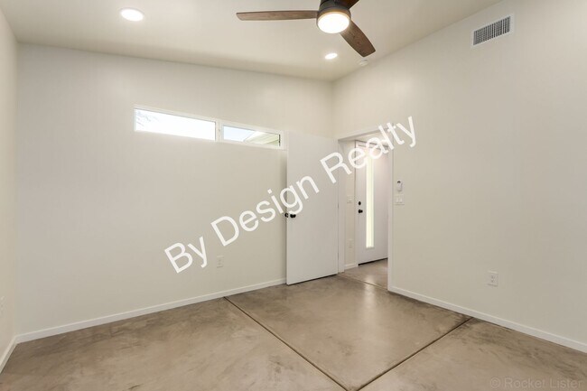 Building Photo - 615 E Helen St