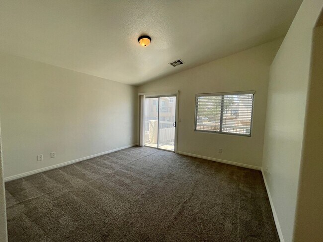 Building Photo - Great 3 bedroom Townhome Available Soon!