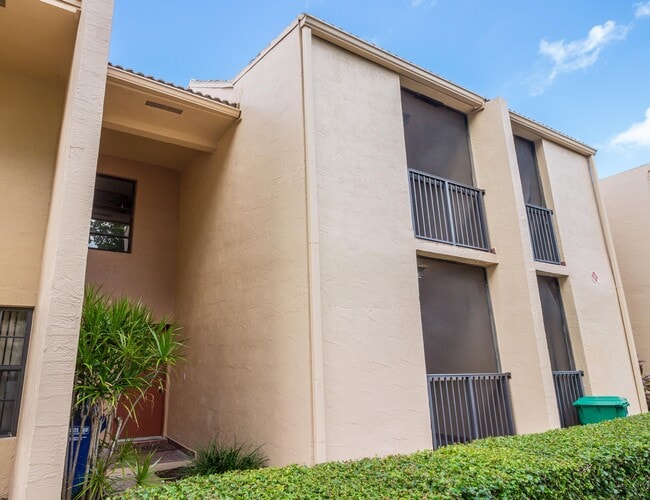 Building Photo - 9137 NW 38th Dr