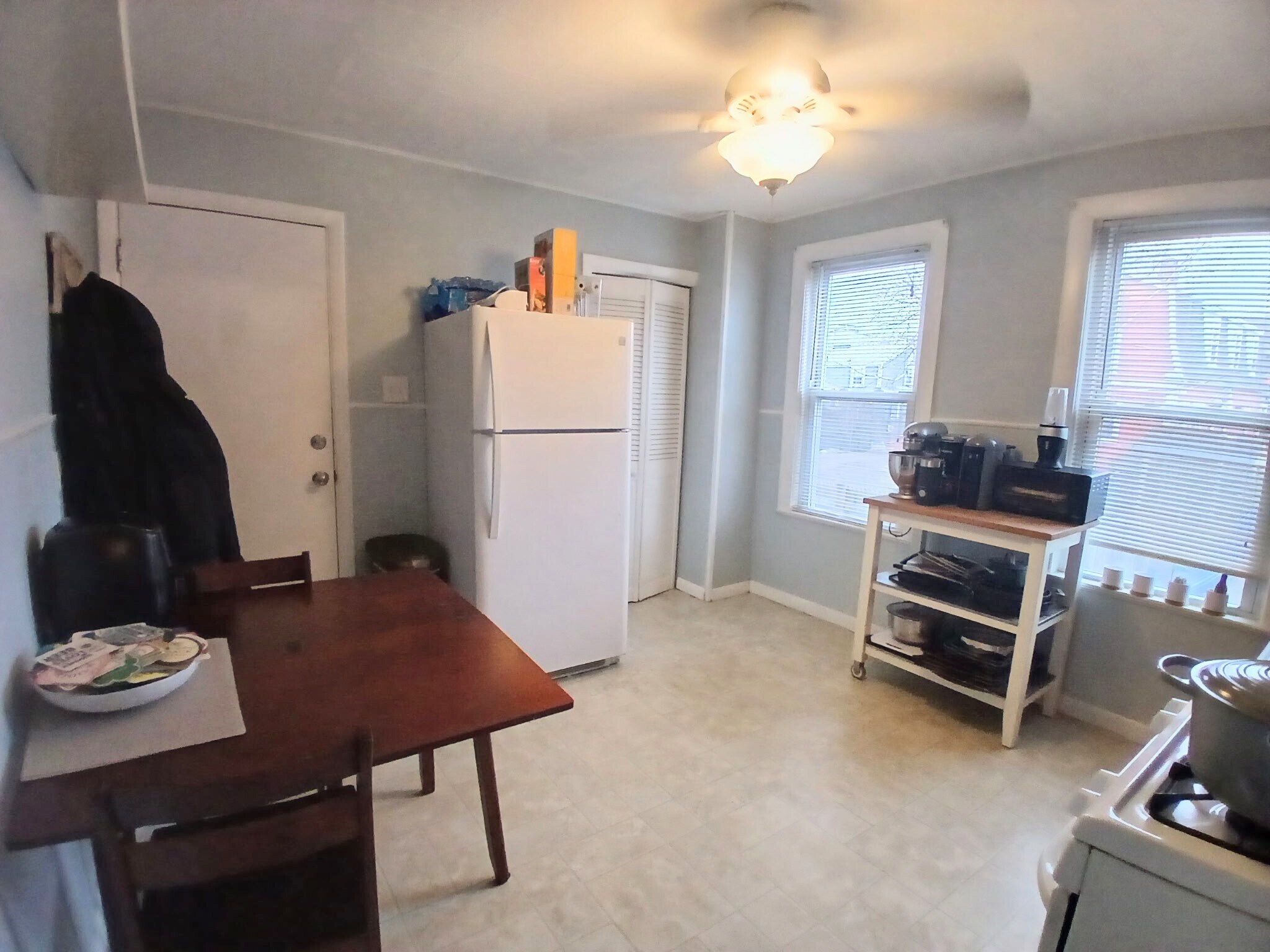 Building Photo - 9 Pitman Ave