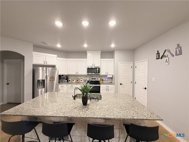 Building Photo - 741 Freedom Cir