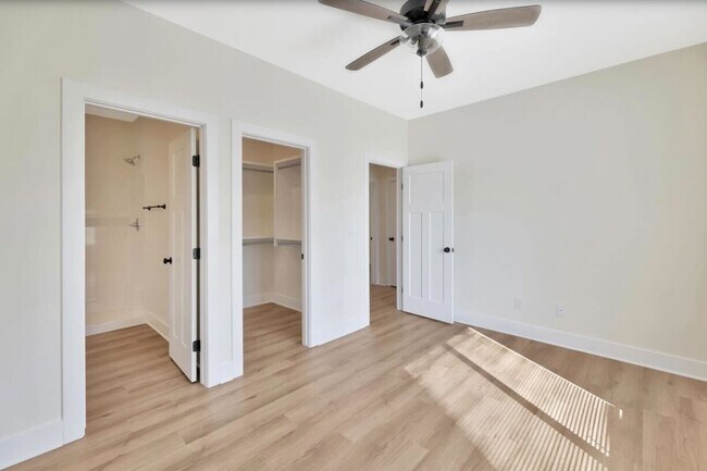 Building Photo - 17003 W Kashmir St