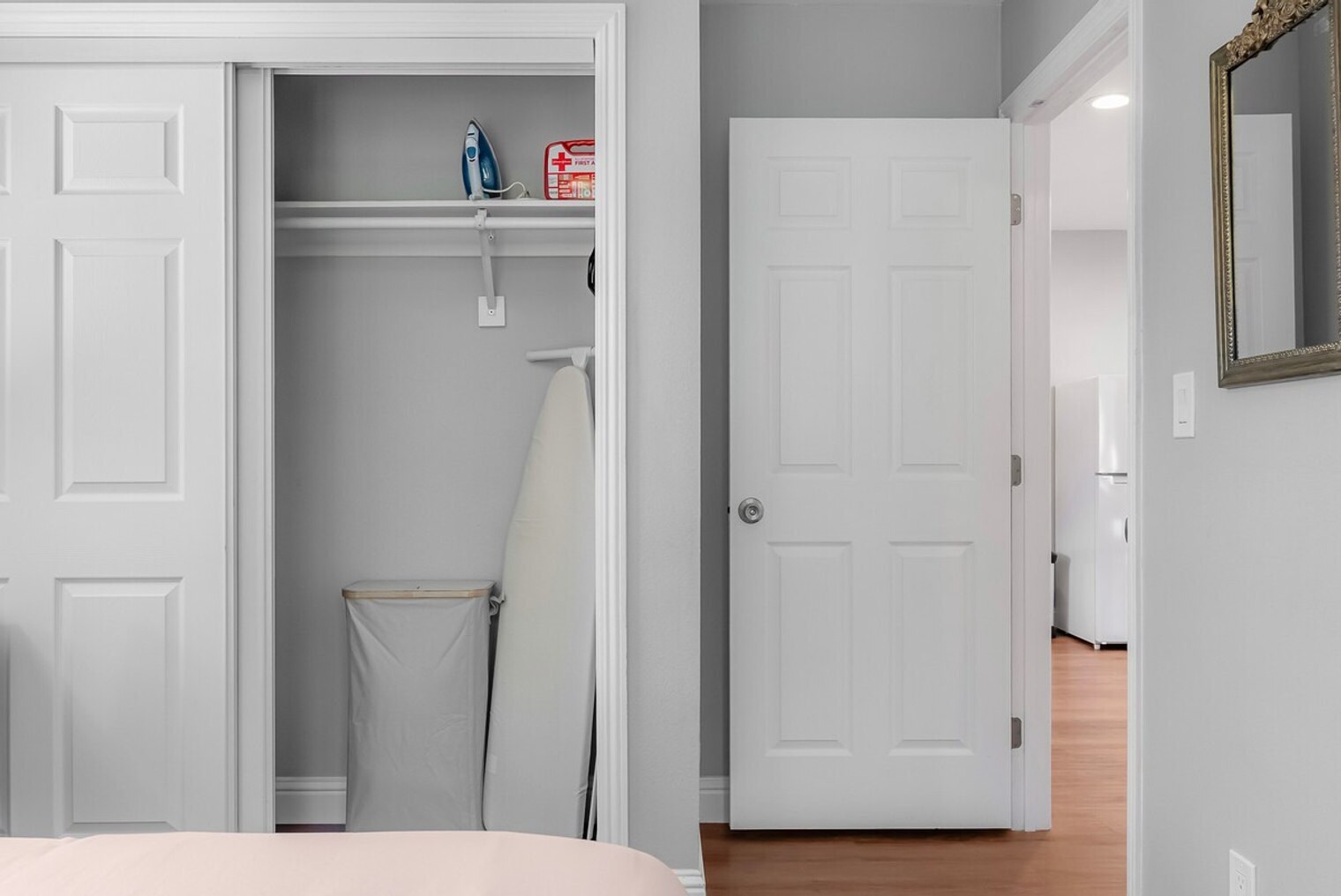 Building Photo - 2326 Cherry Ave