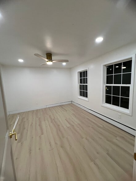 Building Photo - 1789 US-44