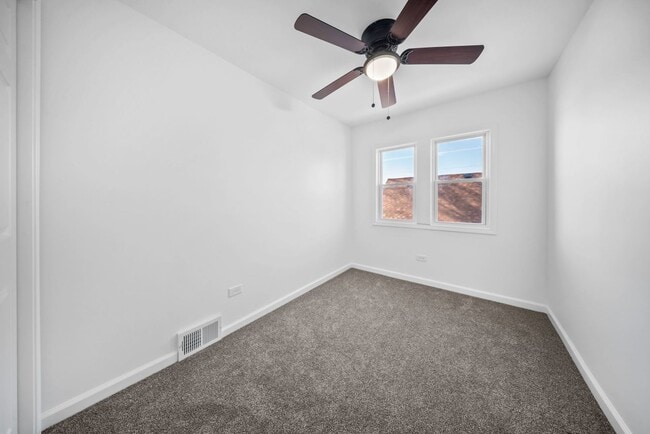 Building Photo - 867 Church Rd