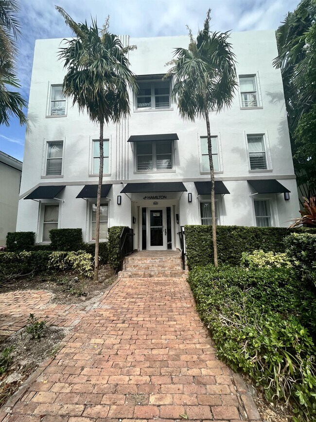 Building Photo - 1521 Lenox Ave.