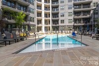 Building Photo - 536 W Tremont Ave