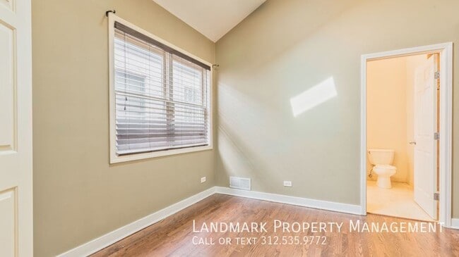 Building Photo - 2329 W Harrison St