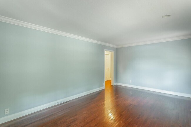 Building Photo - Charming Family Haven: 3 Bedroom Gem with Inviting Outdoor Space