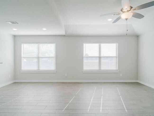 Building Photo - 1503 Purple Finch St