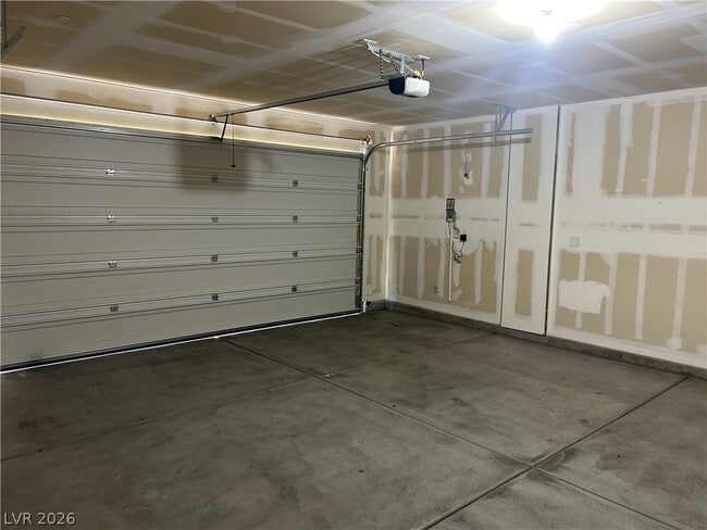 Building Photo - 917 Bluebell Brook St