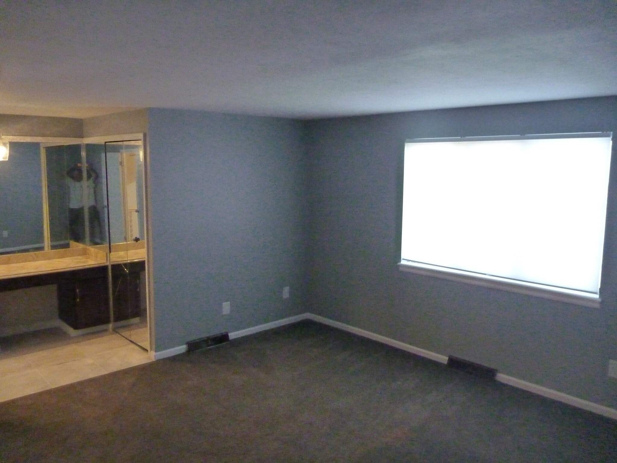 Master bedroom - 4871 W 98th Ave