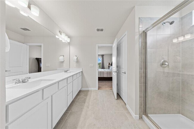 Building Photo - 1667 Delightful Dr