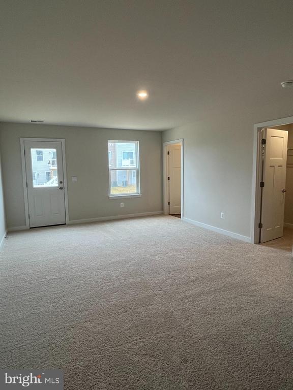 Building Photo - 90 Trotting Rd