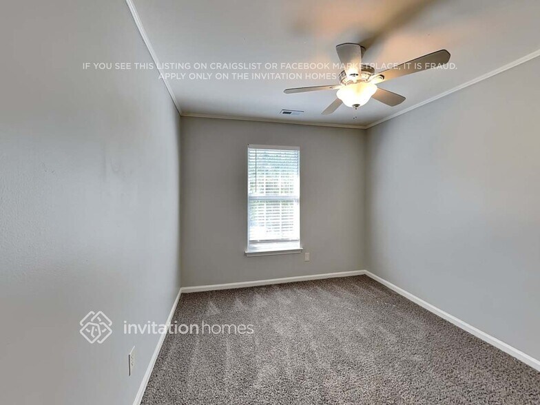 Building Photo - 5810 Hedgecrest Pl