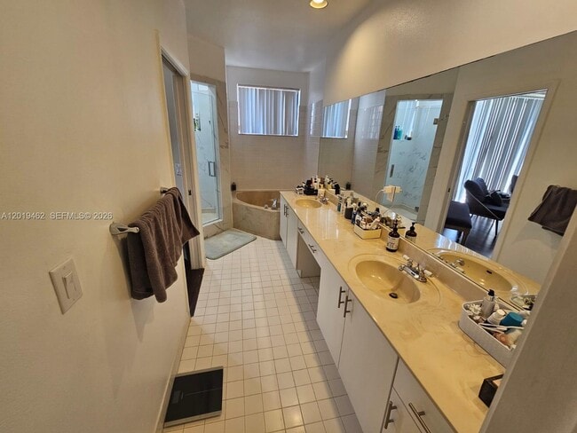 Building Photo - 21394 Marina Cove Cir