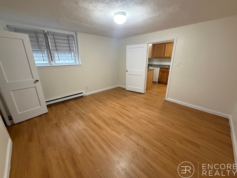 Building Photo - 119 Sutherland Rd