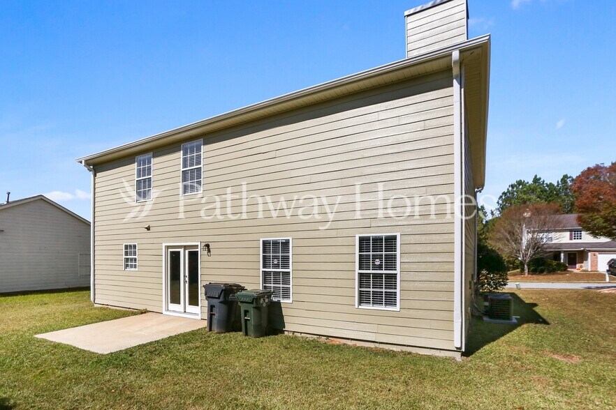 Building Photo - 7510 Old Chapel